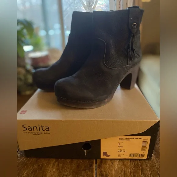 Sanita black clogs size39 #450111. Fantastic condition - Picture 1 of 8